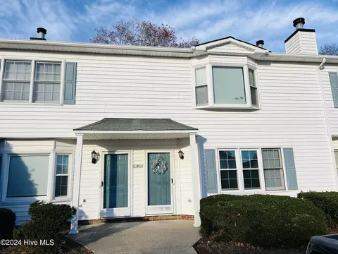 1113 Grovemont Dr #G6, Greenville, NC 27834