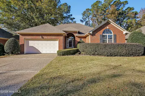 1319 Brookside Gardens Dr, Wilmington, NC 28411