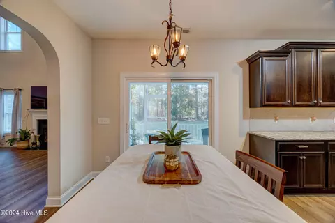 Dining - 270 Hydrangea Ln, Hampstead, NC 28443 photo 4 of 4
