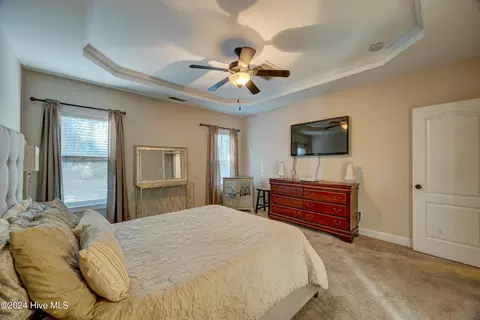 Bedroom - 270 Hydrangea Ln, Hampstead, NC 28443 photo 2 of 10