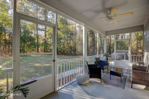 Exterior - 270 Hydrangea Ln, Hampstead, NC 28443 photo 16 of 17