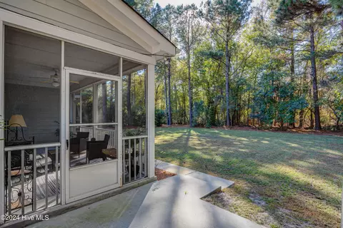 Exterior - 270 Hydrangea Ln, Hampstead, NC 28443 photo 15 of 17