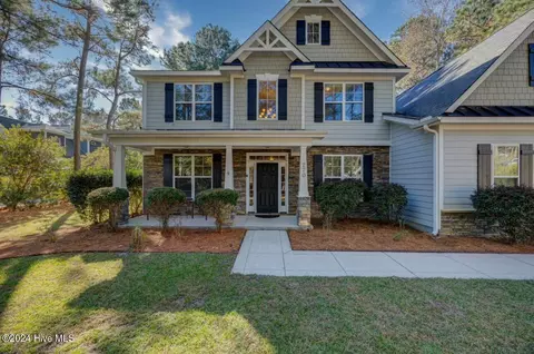 Exterior - 270 Hydrangea Ln, Hampstead, NC 28443 photo 5 of 17