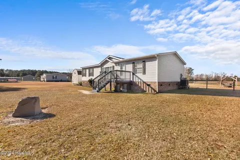 164 Stella Rd, Stella, NC 28582 photo 3