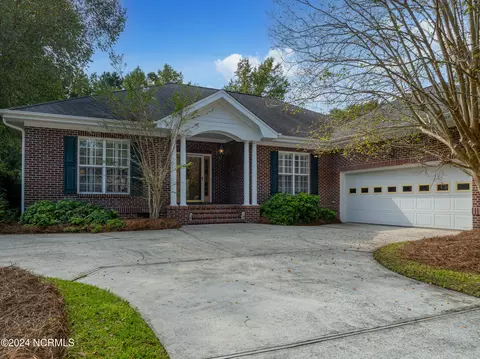 1009 Butler National Ln, Wilmington, NC 28411
