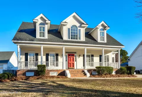4004 Hampton Dr, Rocky Mount, NC 27803