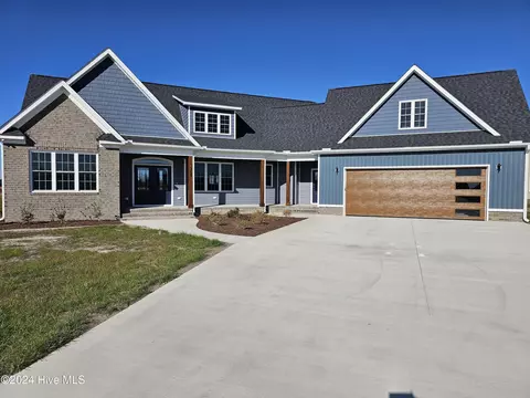 368 Stephanye Ln, Greenville, NC 27834