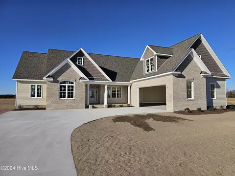 310 Stephanye Ln, Greenville, NC 27834