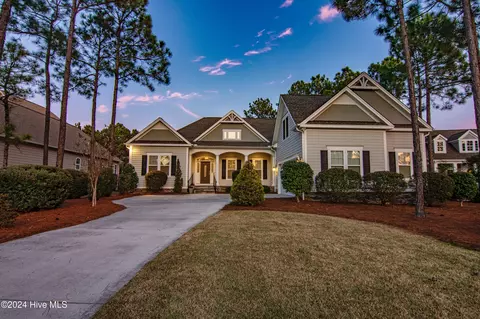 3782 Traemoor Rd, Southport, NC 28461
