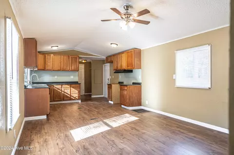 114 York Ave, Hoffman, NC 28347 photo 10