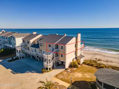 1006 Pelican Ct, Kure Beach, NC 28449