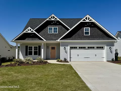 519 Grassy Gap Trl, Aberdeen, NC 28315