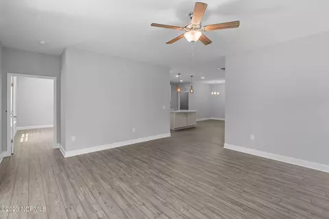 105 Persimmon Dr, New Bern, NC 28562 photo 14