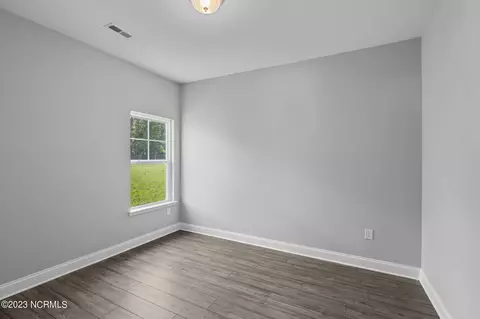 105 Persimmon Dr, New Bern, NC 28562 photo 12
