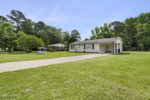 1712 Crockers Nub Rd, Middlesex, NC 27557