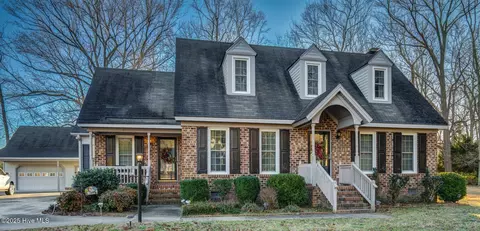 1699 Yorkshire Ln, Rocky Mount, NC 27803