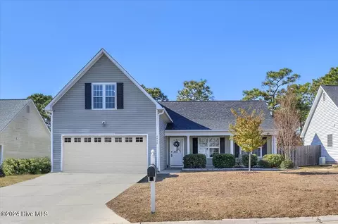 6430 Lenoir Dr, Wilmington, NC 28412