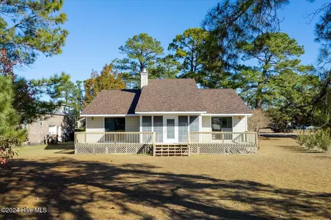 6124 Castleton Ct, New Bern, NC 28560 photo 8