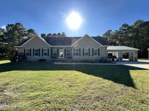 1955 Nash Rd, Farmville, NC 27828