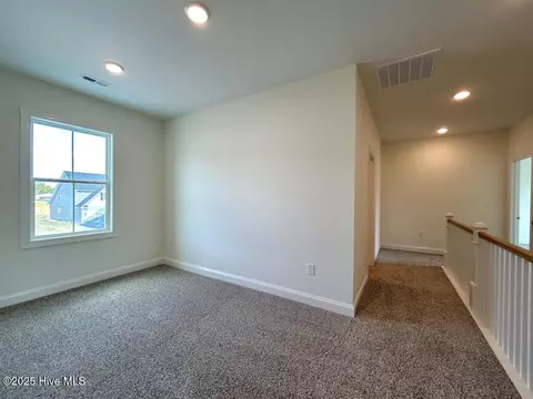 Living - 836 Cooke Dr, Hubert, NC 28539 photo 9 of 9