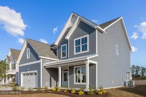 Exterior - 836 Cooke Dr, Hubert, NC 28539 photo 2 of 9