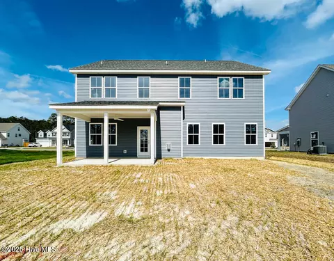 Exterior - 836 Cooke Dr, Hubert, NC 28539 photo 8 of 9