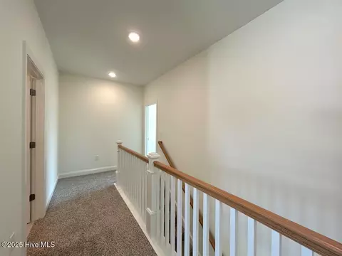 Entry Way - 836 Cooke Dr, Hubert, NC 28539 photo 12 of 15