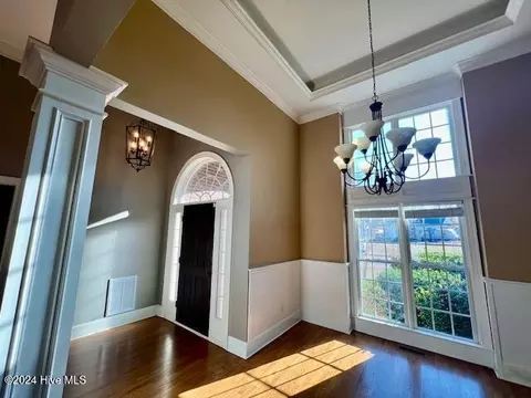 Entry Way - 130 Hannah Dr, Chocowinity, NC 27817 photo 4 of 5