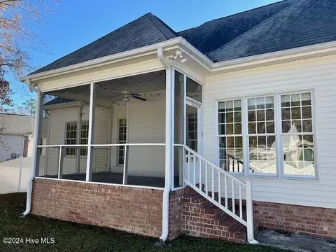 Exterior - 130 Hannah Dr, Chocowinity, NC 27817 photo 3 of 5