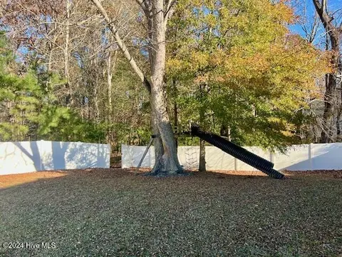 Exterior - 130 Hannah Dr, Chocowinity, NC 27817 photo 4 of 5