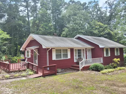 119 Grey Moss Ln, Elizabethtown, NC 28337