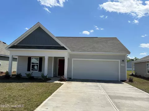 189 Ashworth Dr, Tabor City, NC 28463