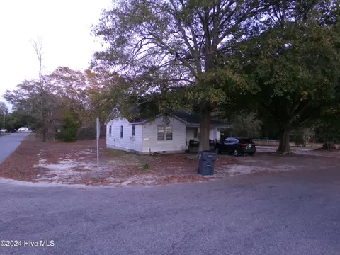 244 4th Street And Oldham Ave, Garland, NC 28441