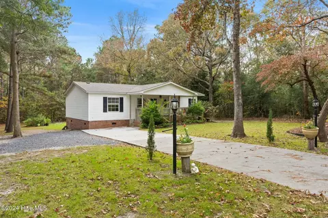 4511 Pigott Rd SW, Shallotte, NC 28470