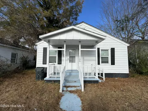 1106 Desmond St, Kinston, NC 28501
