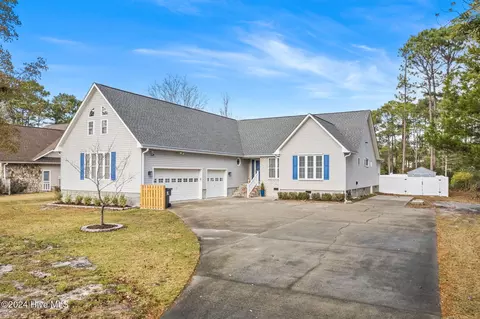 70 Fairway Dr, Shallotte, NC 28470