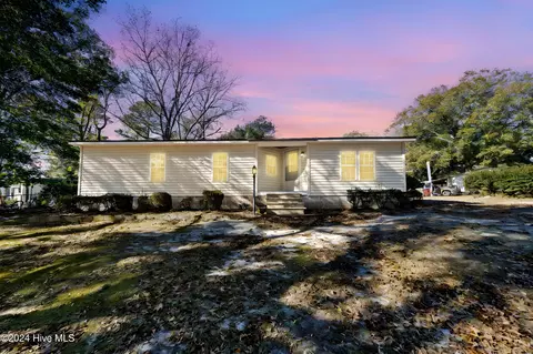 4501 W Gate Rd, Wilmington, NC 28405