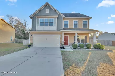 226 Gladstone Dr, Jacksonville, NC 28540