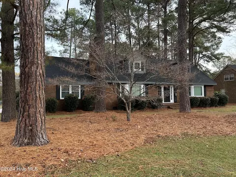 3408 Woodlawn Rd, Rocky Mount, NC 27804