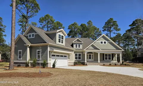693 Breezewood Dr SE, Bolivia, NC 28422