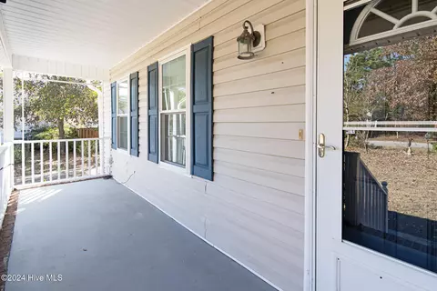 Exterior - 242 Doral Dr, Hampstead, NC 28443 photo 1 of 3