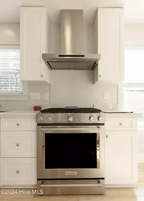 Kitchen - 242 Doral Dr, Hampstead, NC 28443 photo 3 of 3