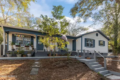 151 Hoop Pole Creek Dr #E & W, Atlantic Beach, NC 28512