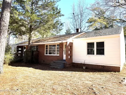 1605 Hargrove St, Rocky Mount, NC 27801