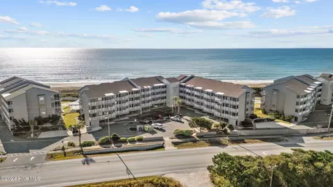 Undisclosed, Atlantic Beach, NC 28512 photo 39