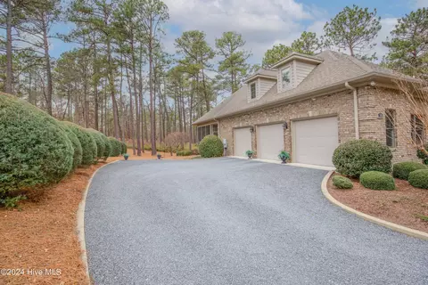 54 Kilbride Dr, Pinehurst, NC 28374 photo 5