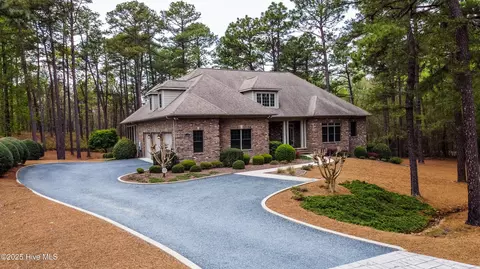54 Kilbride Dr, Pinehurst, NC 28374 photo 2