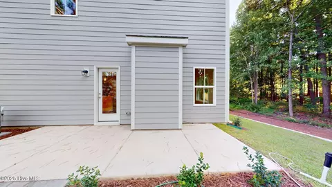 Exterior - 17 St Georges Dr, Pinehurst, NC 28374 photo 3 of 5