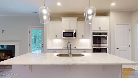 Kitchen - 17 St Georges Dr, Pinehurst, NC 28374 photo 2 of 3