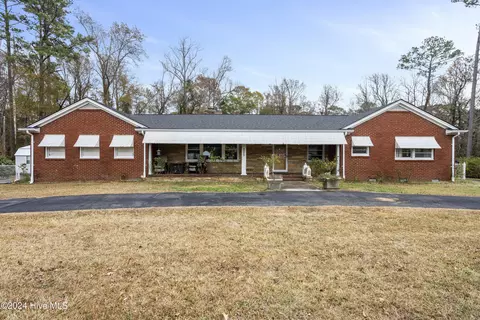 205 Church Rd, Havelock, NC 28532
